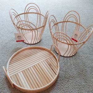 Target Bullseye Playground baskets and serving tray